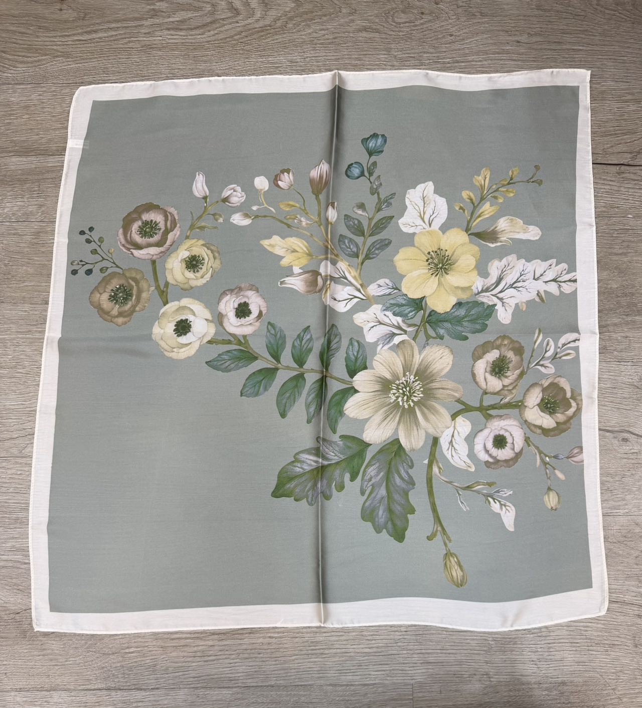 Scarf Spring Classic
