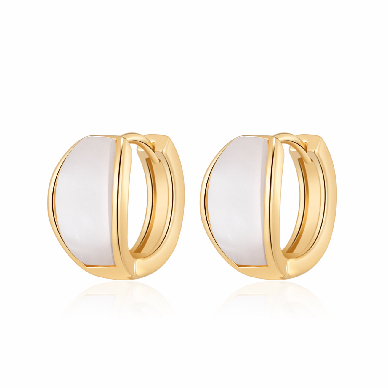Ear 682