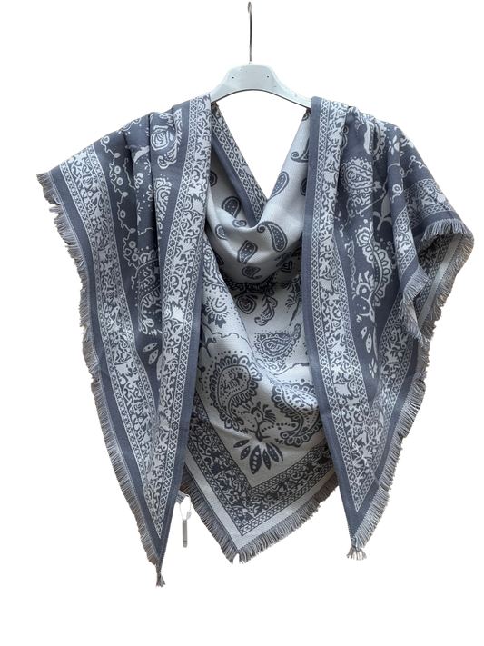 Scarf Triangle 186 Grey